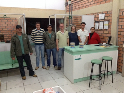 Treinamento técnico da linha de produtos da Agrobella com representes da Ceneagro - Pato Branco/PR 